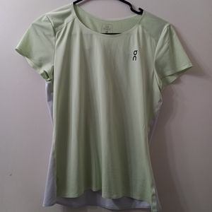 ON RUNNING ACTIVE TEE WXS